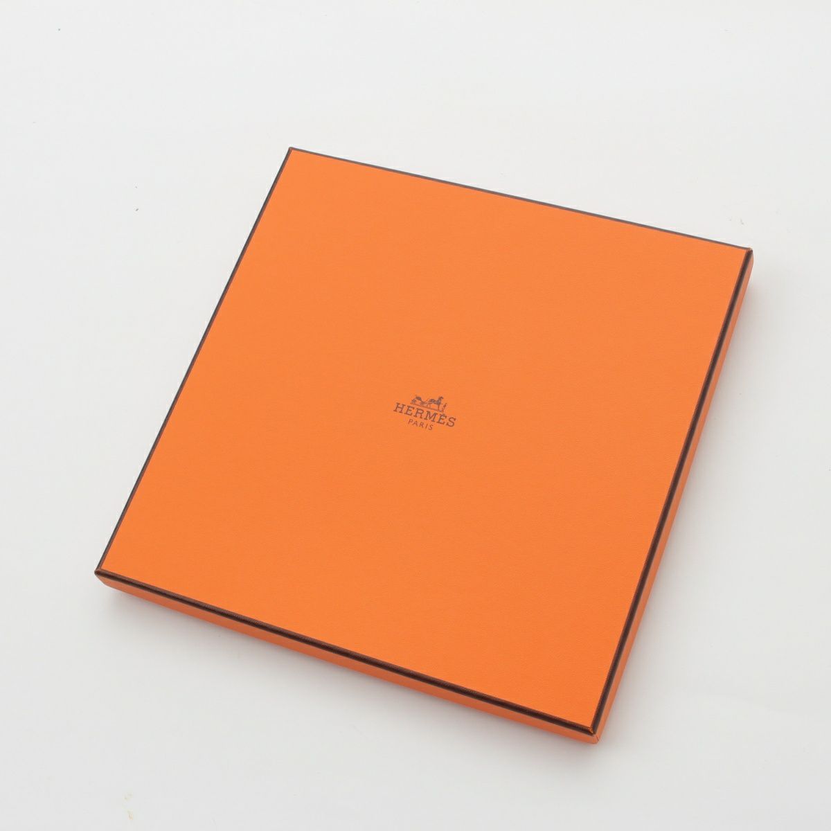 エルメス カレ90 刺繍が織りなす伝説 Legende Brodee シルク スカーフ