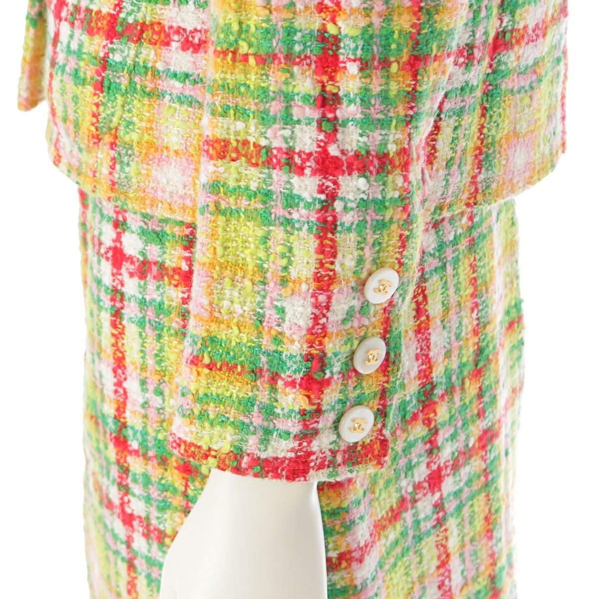 シャネルツイードスカート ボタン付き シャネル(CHANEL)シャネル ツイードスカート ロングスカート