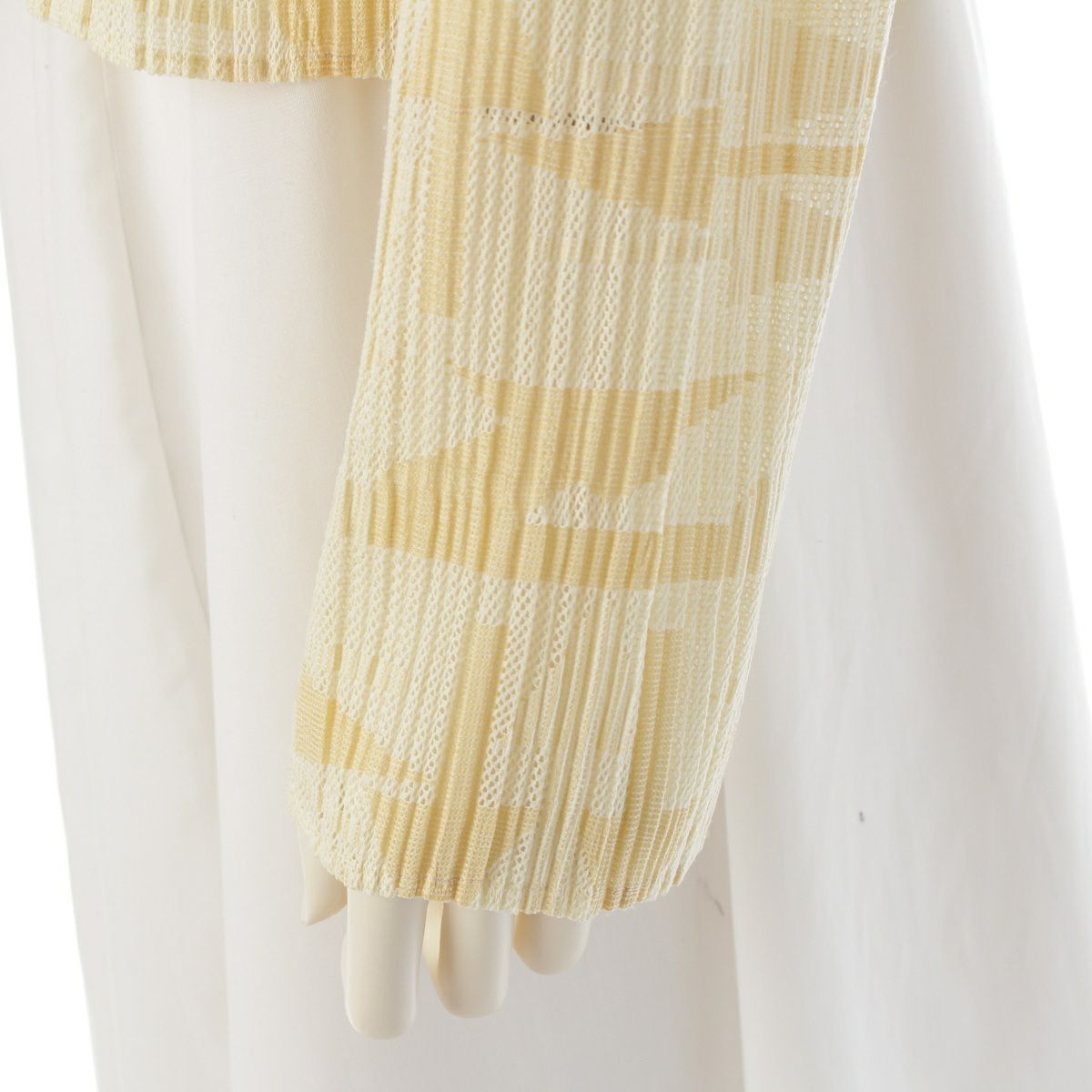 プリーツプリーズ イッセイミヤケ 数字 記号 総柄 シアー カーディガン