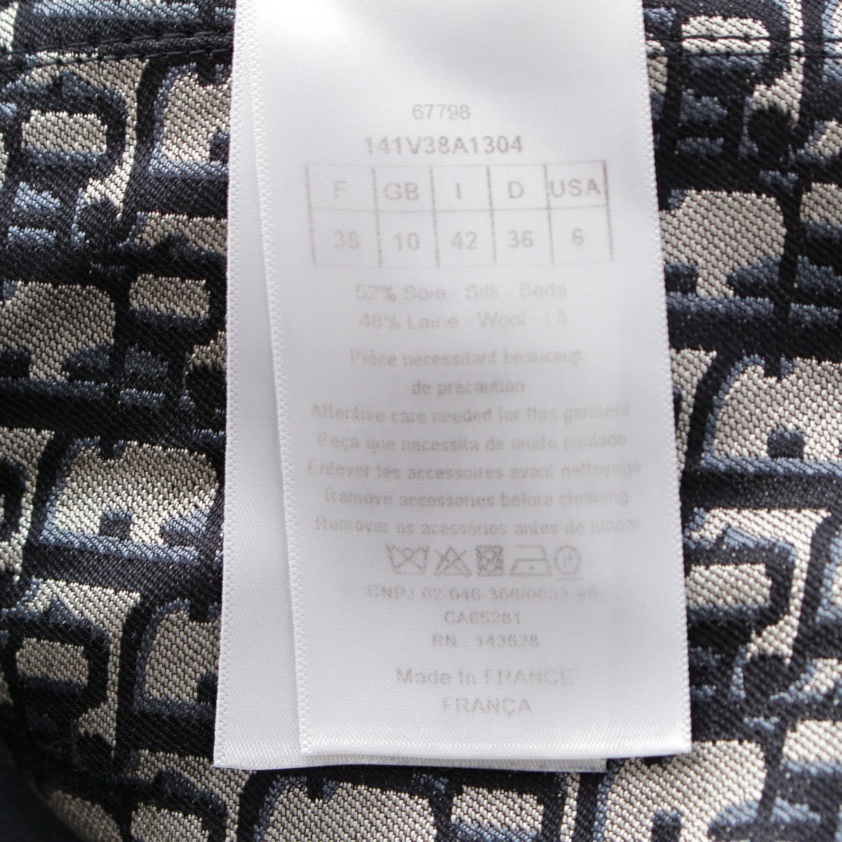 極美品✨ディオール　CD 刺繍入り チェック柄ジャケット 半袖　黒ボタン 極美品✨ディオール CD 刺繍入り チェック柄ジャケット 半袖 黒