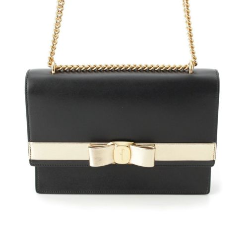 サルヴァトーレフェラガモ ヴァラ リボン 2WAY チェーン ショルダーバッグ EZ-21 1284 ブラック