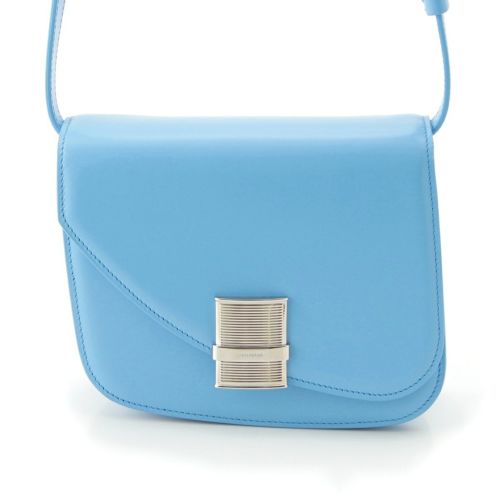 サルヴァトーレフェラガモ フィアンマ スモール レザー ショルダーバッグ ブルー