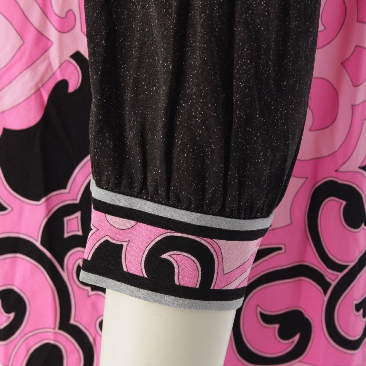 レオナール アセテート×ポリエステル カンカン フラワー 総柄  