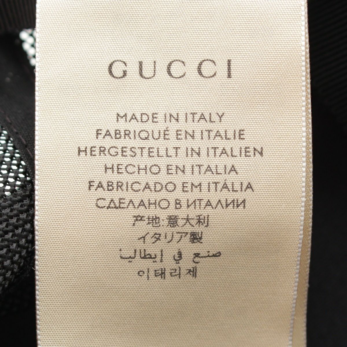 グッチ レザー GGエンボス メッシュ ベースボール キャップ 帽子