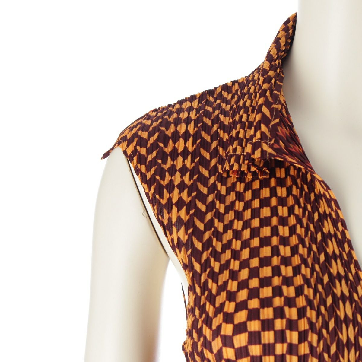 プリーツプリーズ イッセイミヤケ チェック柄 襟付き ノースリーブ  