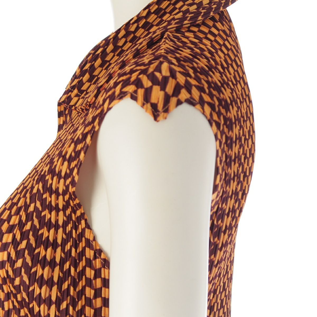 プリーツプリーズ イッセイミヤケ チェック柄 襟付き ノースリーブ  