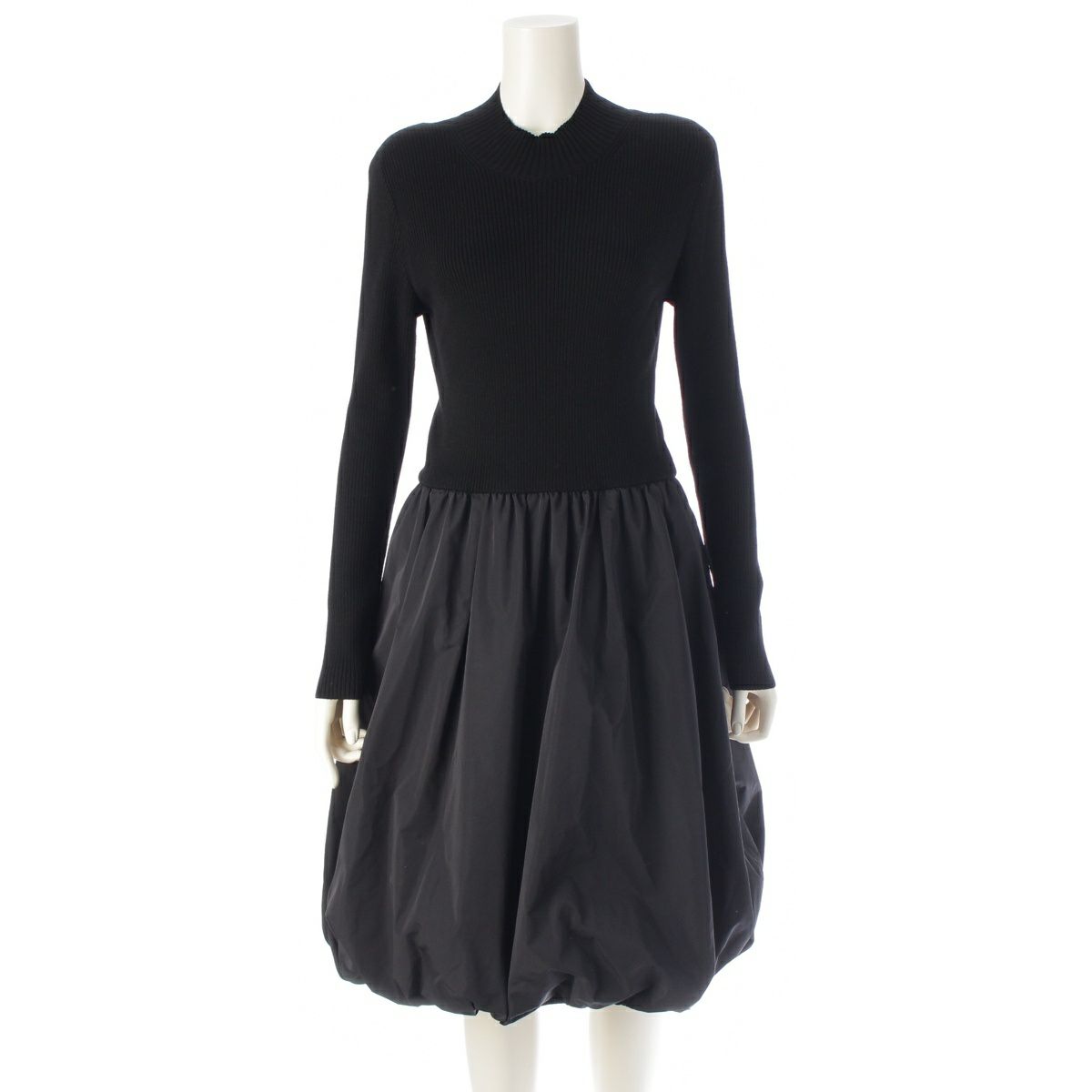 ☆フォクシーニューヨークフロントジップワンピースブラック40