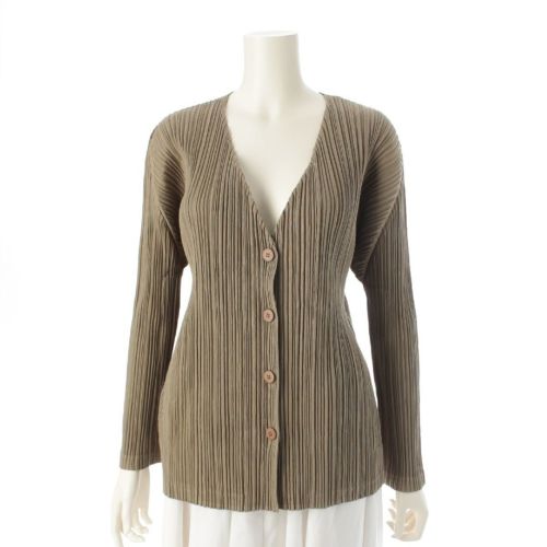 PLEATSPLEASE ポンチョ　ポリデーシ—ズン限定　未使用新品 プリーツプリーズ イッセイミヤケ（PLEATS PLEASE ISSEY