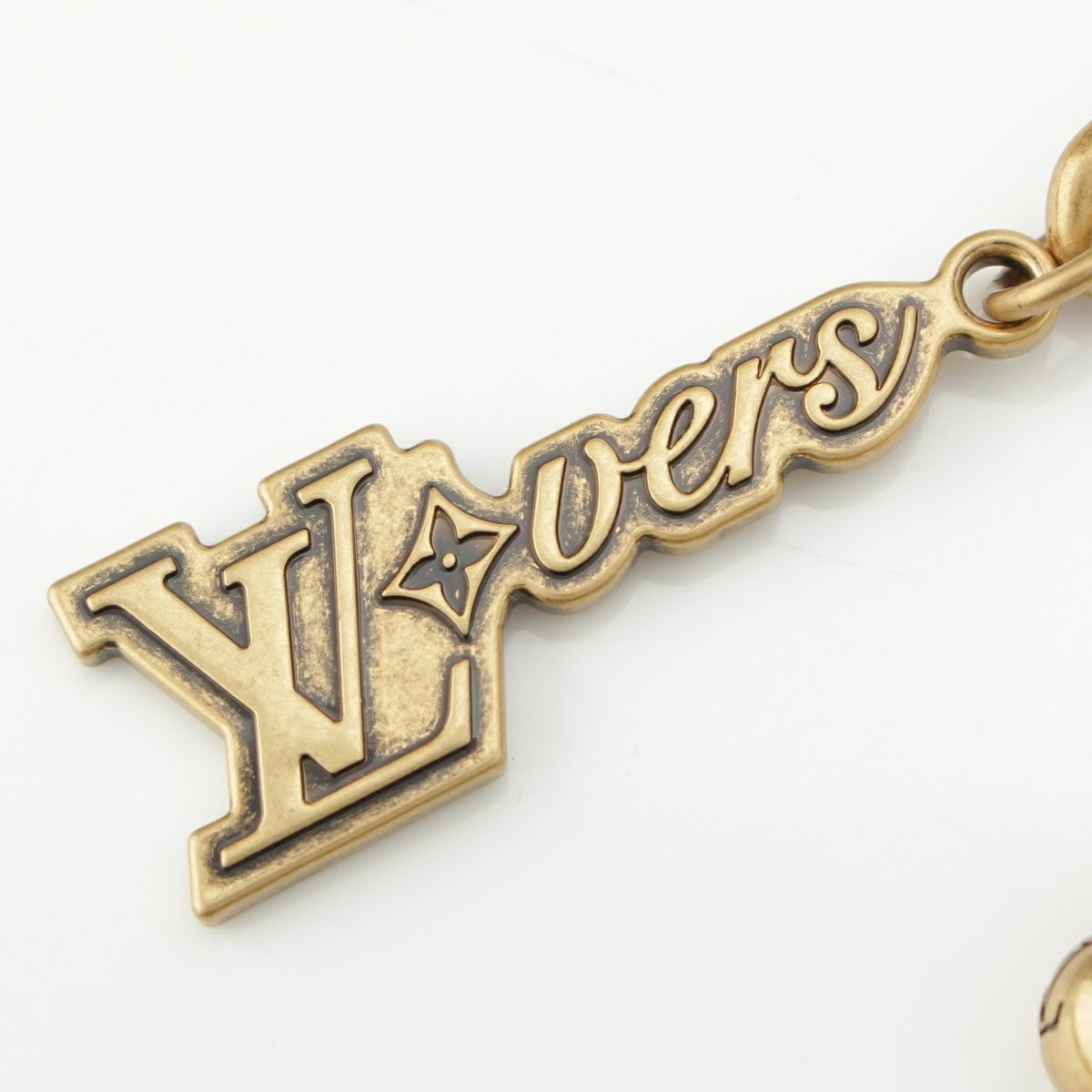 ルイヴィトン ロゴ パール チェーン ベルト バッグ チャーム M01689