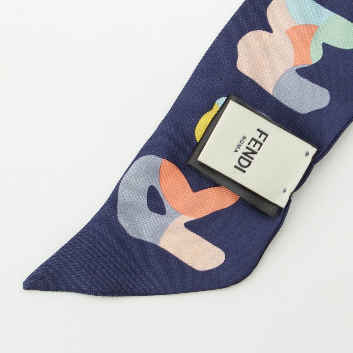 フェンディ ラッピー シルク ラッピー ロゴ スカーフ ツイリー