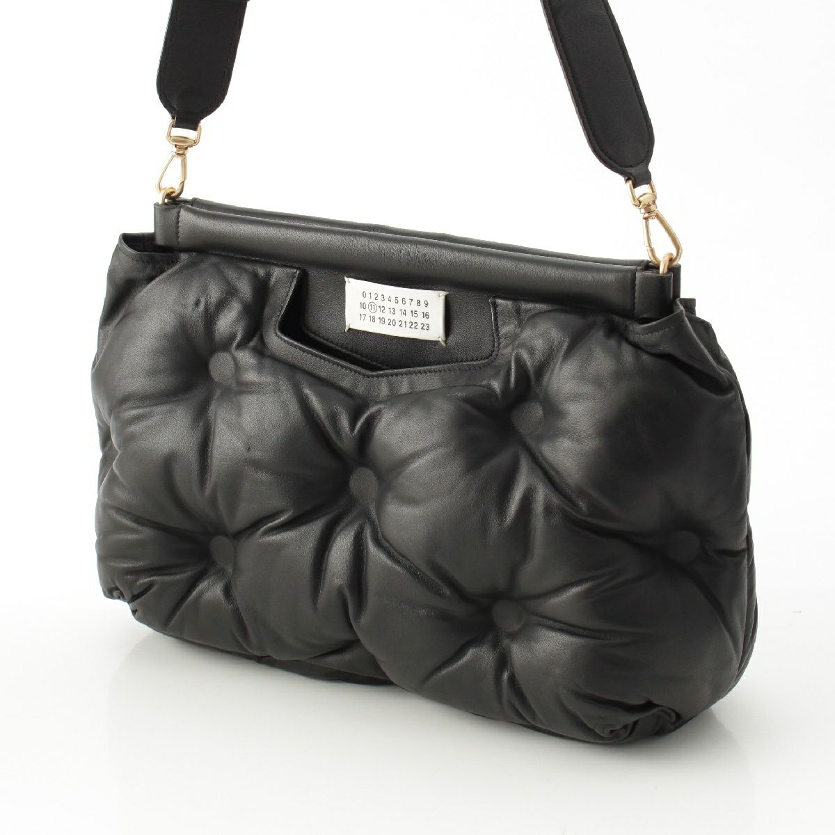 イ*グ様 Maison Margiela ブラックショルダーバッグ カレンダー メゾンマルジェラ グラムスラム レザー ショルダーバッグ カレンダー