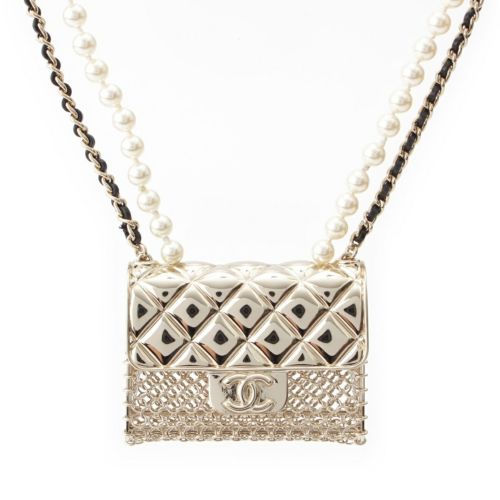 シャネル B22V GPゴールド マトラッセバッグモチーフ フェイクパール ロング ネックレス アクセサリー ホワイト シルバー