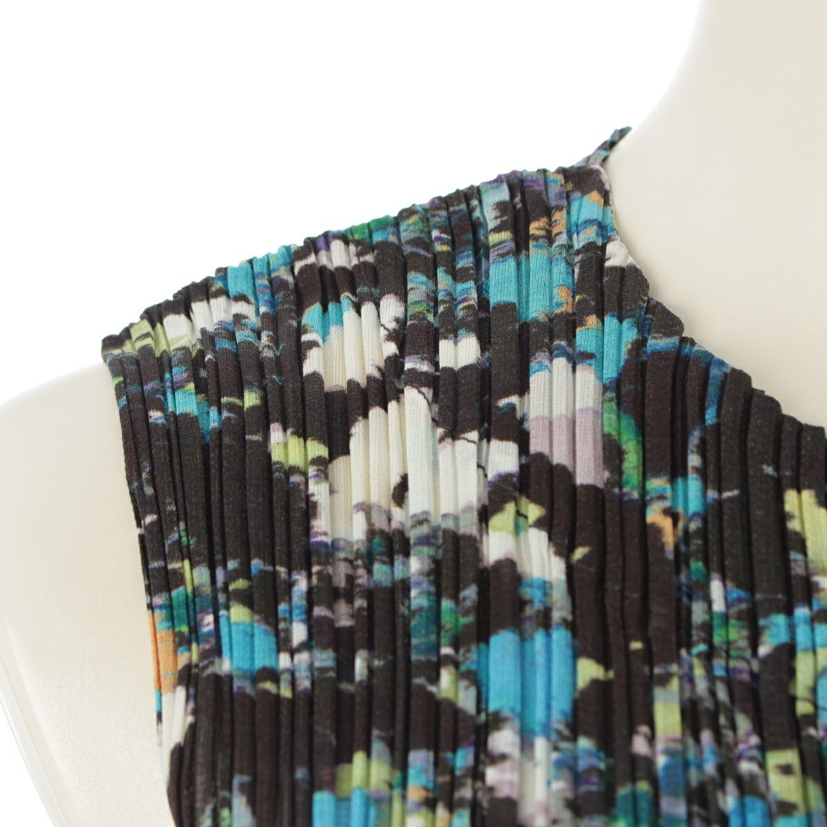 プリーツプリーズイッセイミヤケ　トップス プリーツプリーズ イッセイミヤケ 1999 99AW 総柄 ベスト トップス