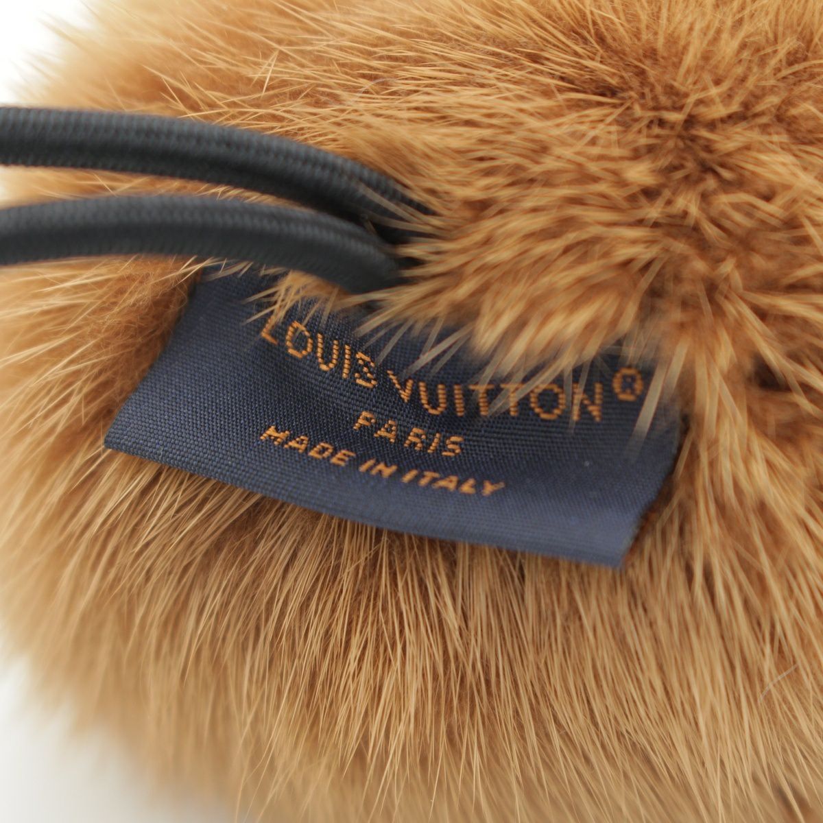 ルイヴィトン ミンク シュシュ・ヴィゾン LV コージー ヘア