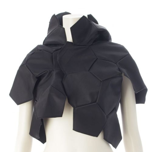 コムデギャルソン 多面体 変形 FOOTBALL TOPS フーデッド ベルクロ トップス GC-J040 ブラック S