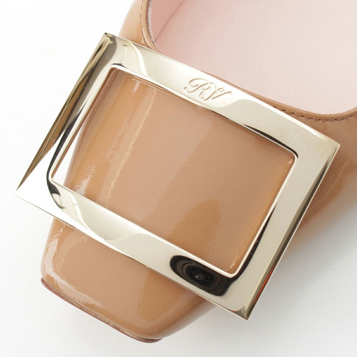 ロジェヴィヴィエ ベル ヴィヴィエ エナメル パテント バックル ヒール