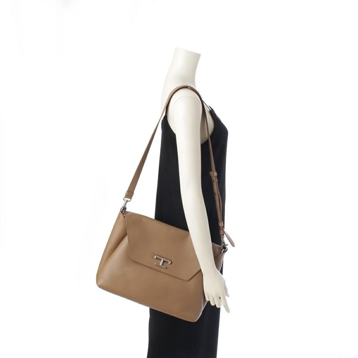 トッズ レザー ドキュメントホルダー ショルダーバッグ