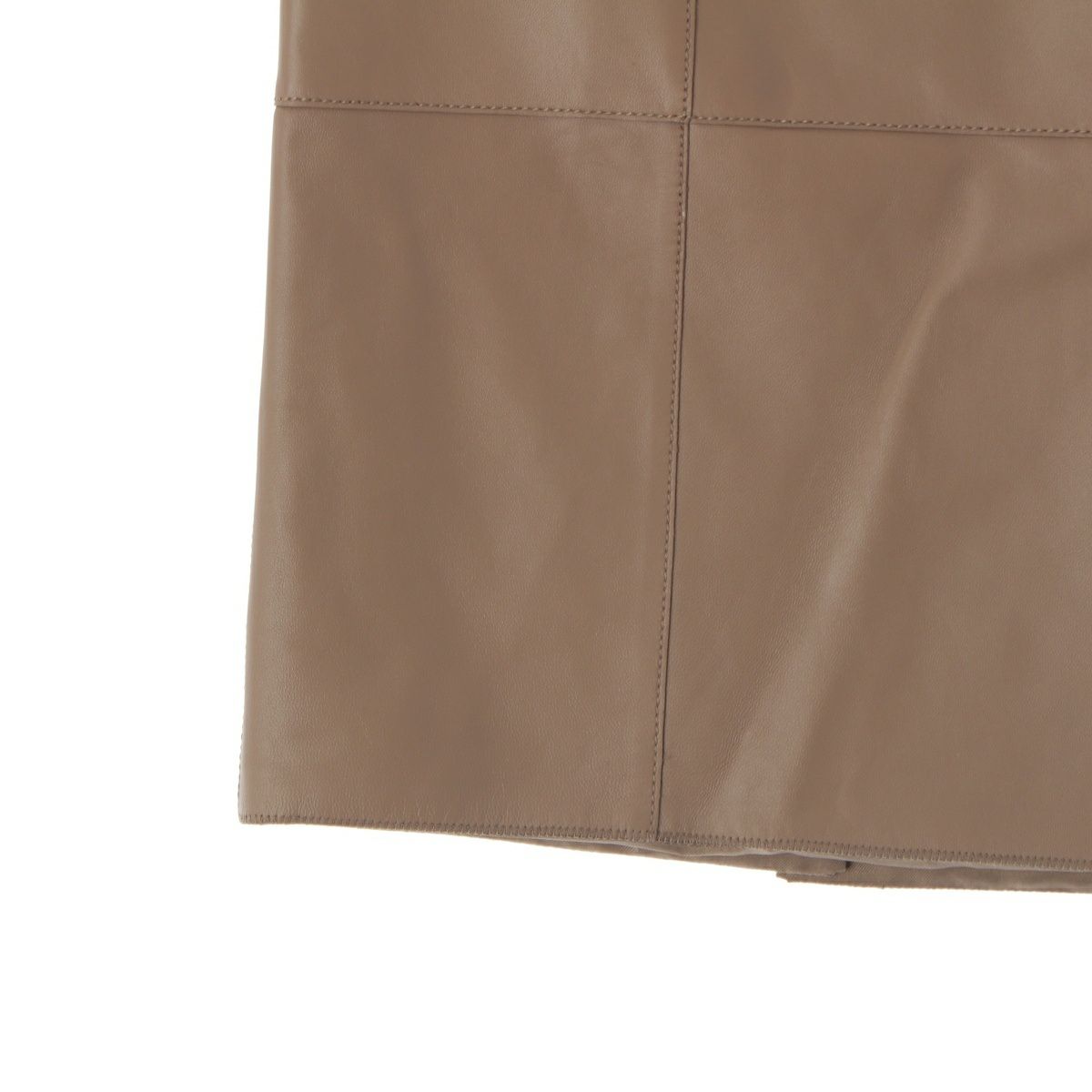 エルメス 24年 ラムレザー セリエボタン スカート ボトムス ブラウン