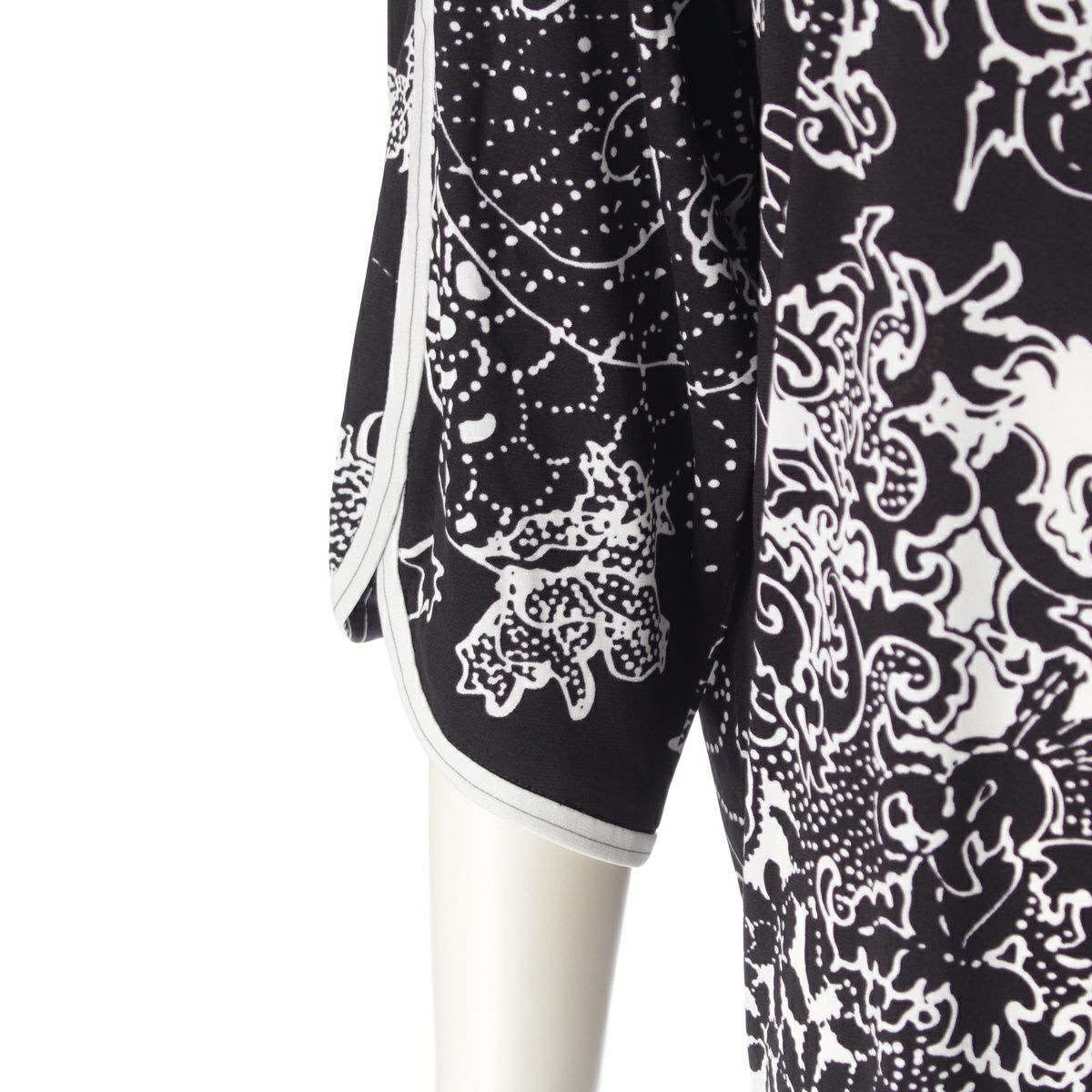 レオナール カンカン素材 総柄 ワンピース ドレス 0330325 ブラック