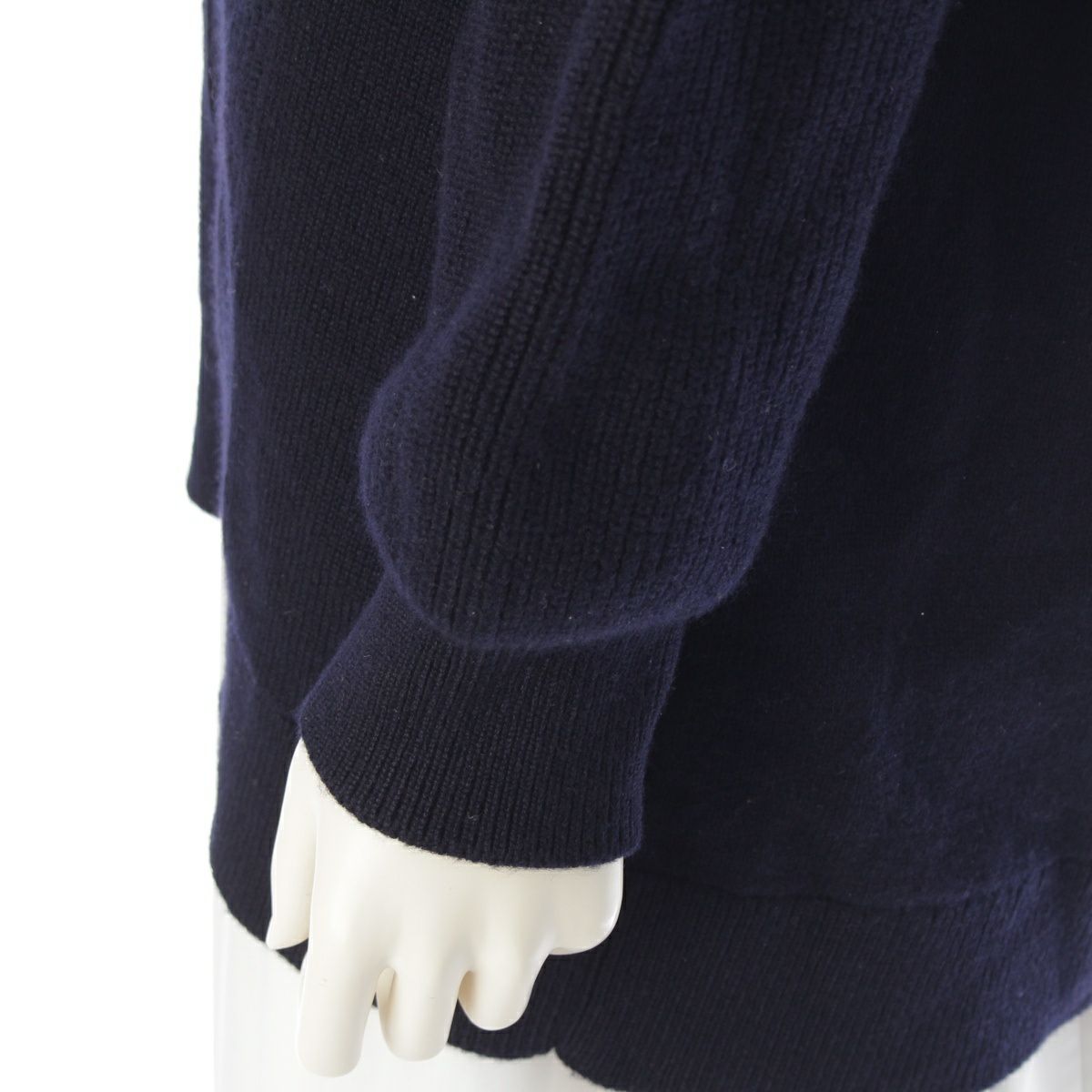 エルメス 24年 カシミヤ ロゴボタン リブ編み カーディガン トップス