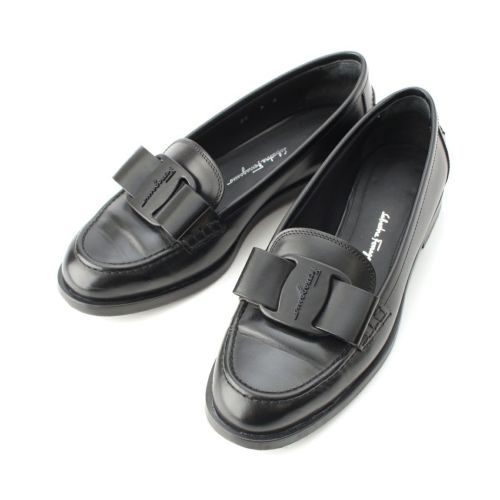 サルヴァトーレフェラガモ VIVALD レザー ヴァラ金具 リボン モカシン ローファー フラットシューズ モノクローム ブラック 7