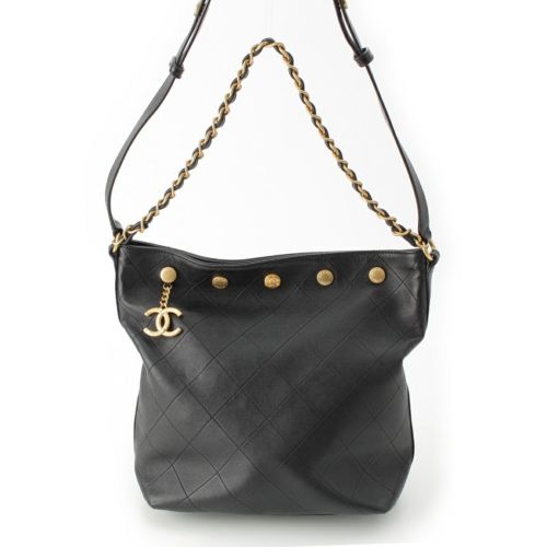 シャネル 2025SS シャイニーラムスキン ラージバケット ワン ショルダーバッグ AS5406 ブラック