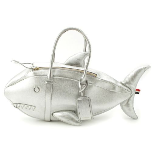 トムブラウン レザー シャーク ハンドバッグ MAG065A-00198 シルバー