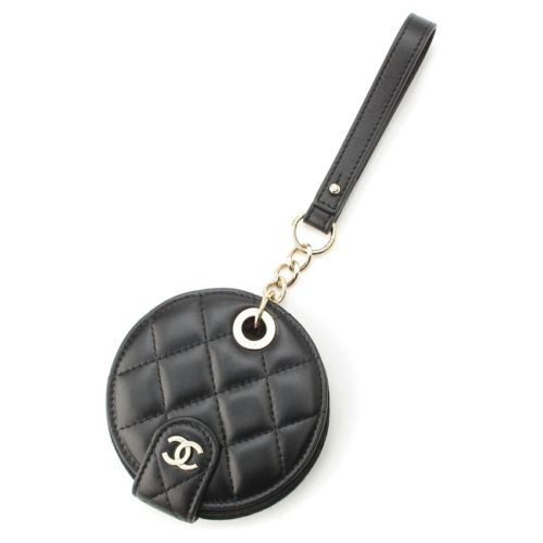 シャネル レザー 28番台 ココマーク マトラッセ ラウンド ネームタグ 小物 ブラック