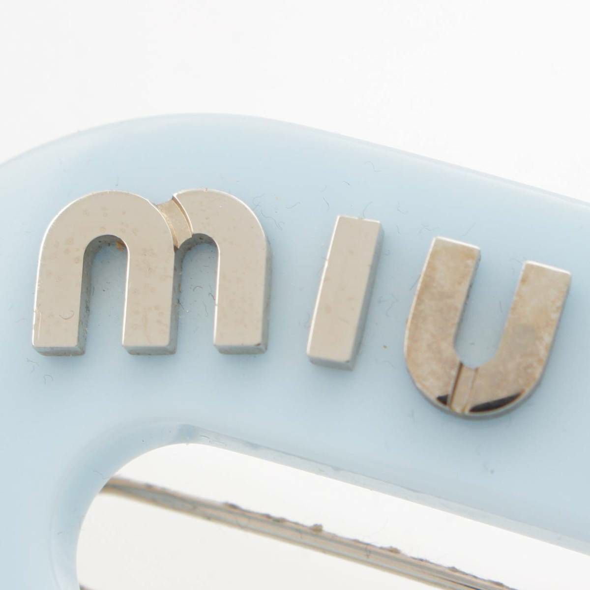 【miu miu】バレッタ ヘアピン ライトブルー miumiu ヘアピン パテントレザー バレッタ ライトブルー ミュウ