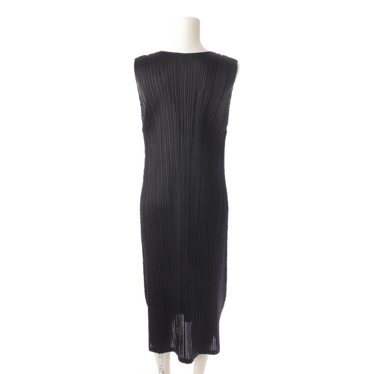 プリーツプリーズ イッセイミヤケ　襟付きプリーツワンピース　ブラック　サイズ3 PLEATS PLEASE ISSEY MIYAKE 【中古】PLEATS プリーツプリーズ