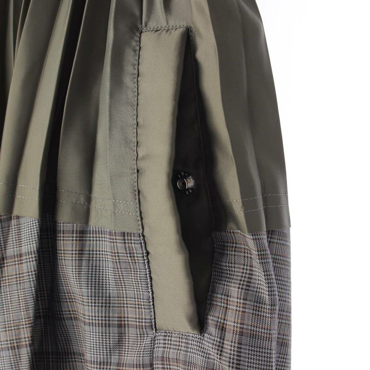 sacai チェック柄 プリーツロングスカート カーゴポケット付き スカート