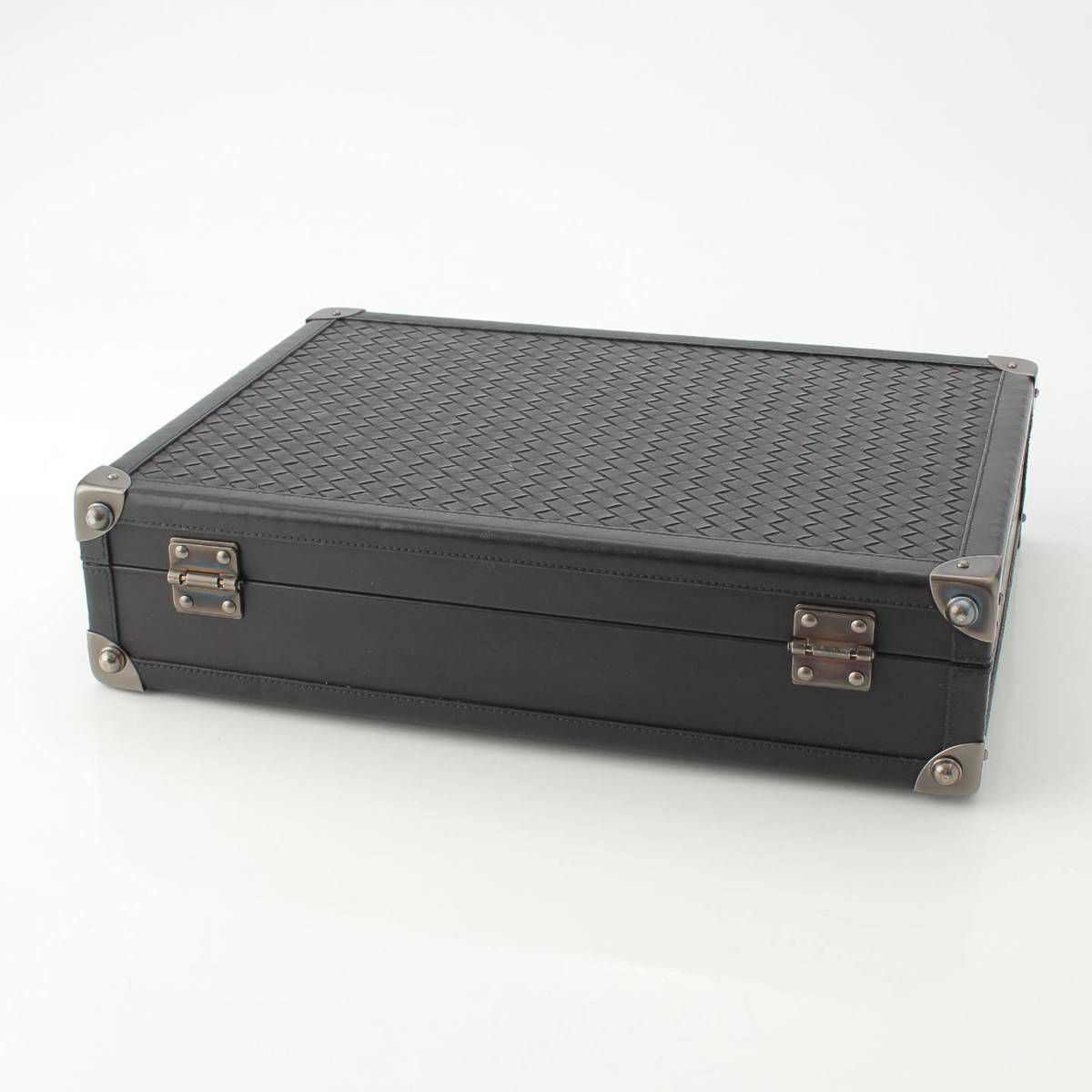 ボッテガヴェネタ Bottega Veneta イントレチャート レザー