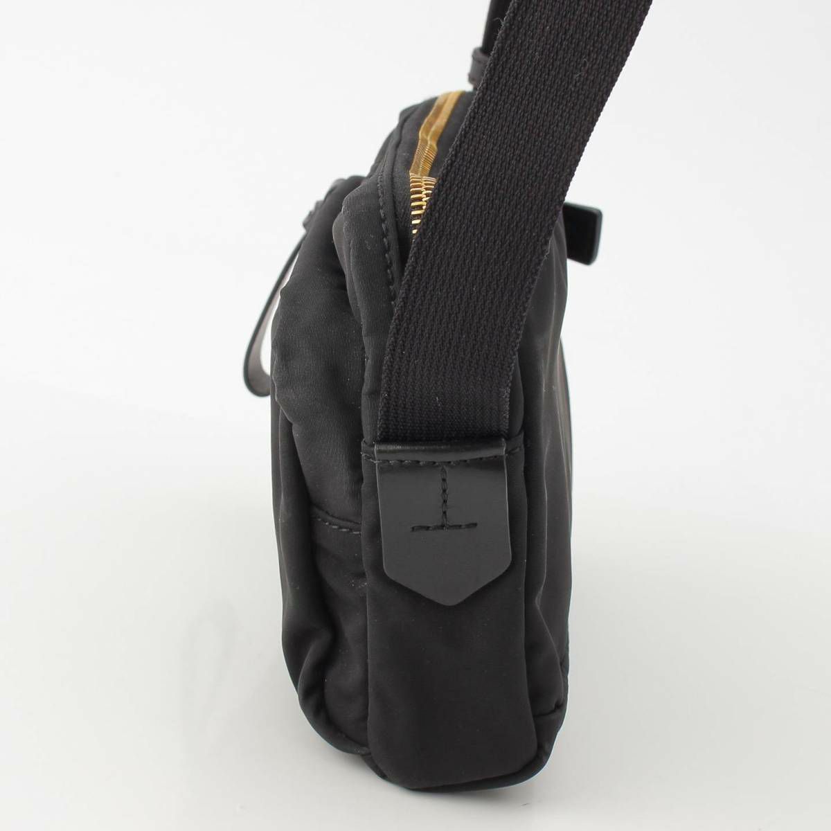 TOM FORD ナイロンメッセンジャーバッグ TOM FORD Men's Nylon Vertical Mini Messenger Bag - Bergdorf
