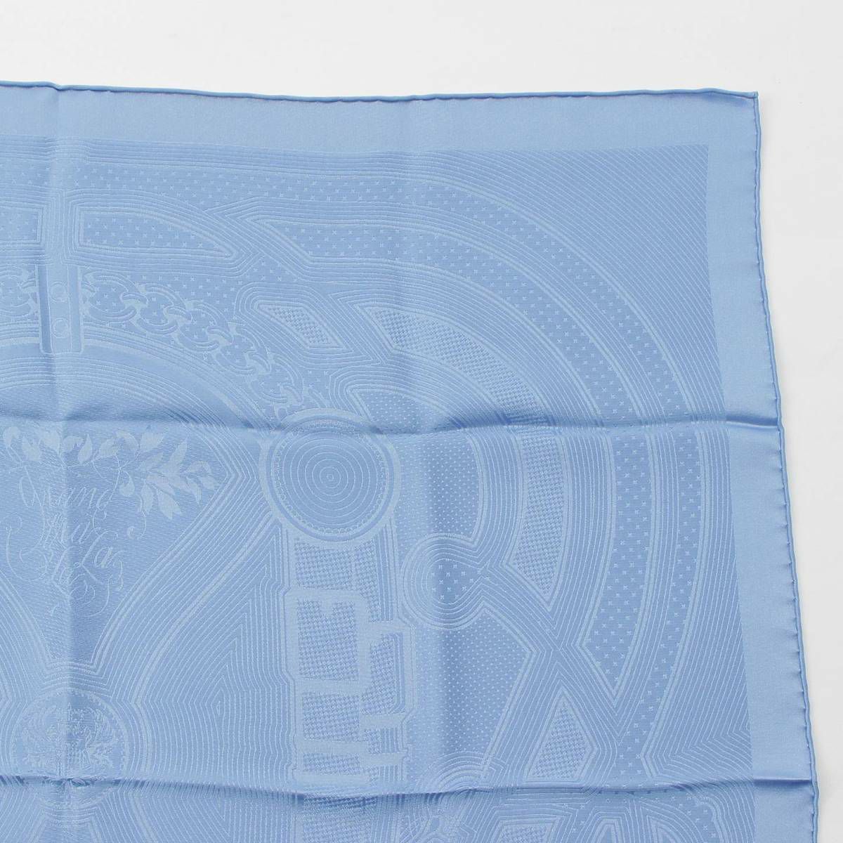 エルメス カレ70 グラントゥラララ メダイヨン シルクスカーフ ブルー