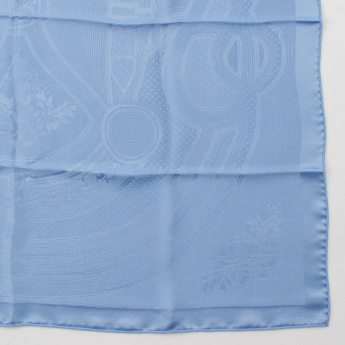 エルメス カレ70 グラントゥラララ メダイヨン シルクスカーフ ブルー