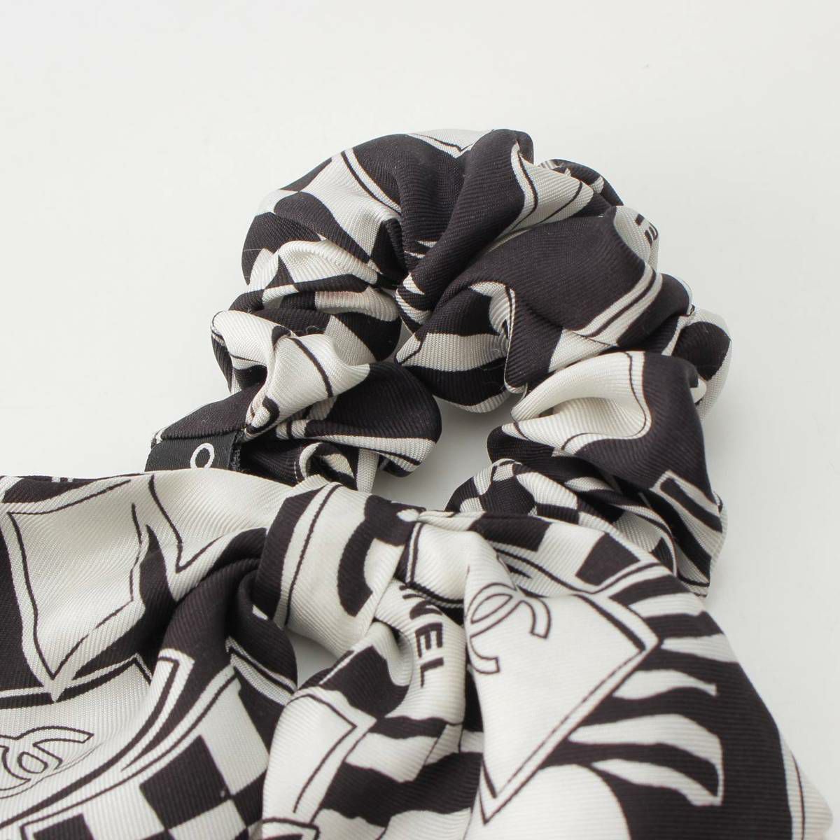 シャネル 23C ココマーク シルク シュシュ リボン ヘアアクセサリー