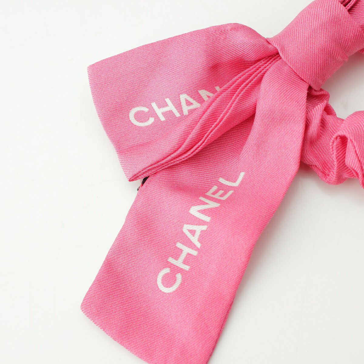 美品　CHANEL シルク　リボンシュシュ　ピンク 美品 CHANEL シルク リボンシュシュ ピンク ヘアアクセサリー