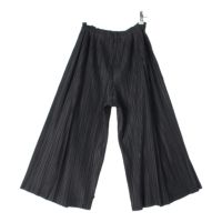 イッセイミヤケ黒 プリーツパンツ レディースサイズ3【915】 PLEATS PLEASE ISSEY MIYAKE - 『PLEATS PLEASE』プリーツ