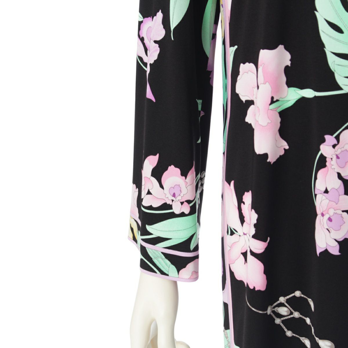 レオナール アセテート カンカン素材 ラウンドネック 花柄 ワンピース