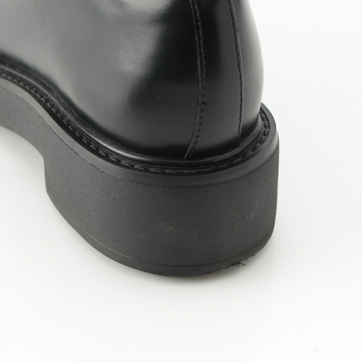 プラダ 23AW ダイアパソン オペーク ブラシュドレザー レースアップ