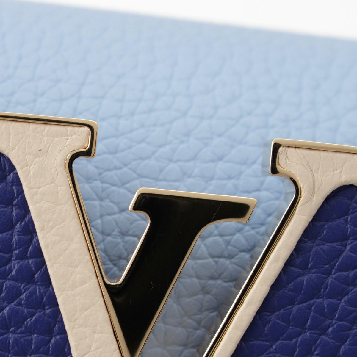 LOUIS VUITTON ルイヴィトン カプシーヌMMトリヨン ネイビー