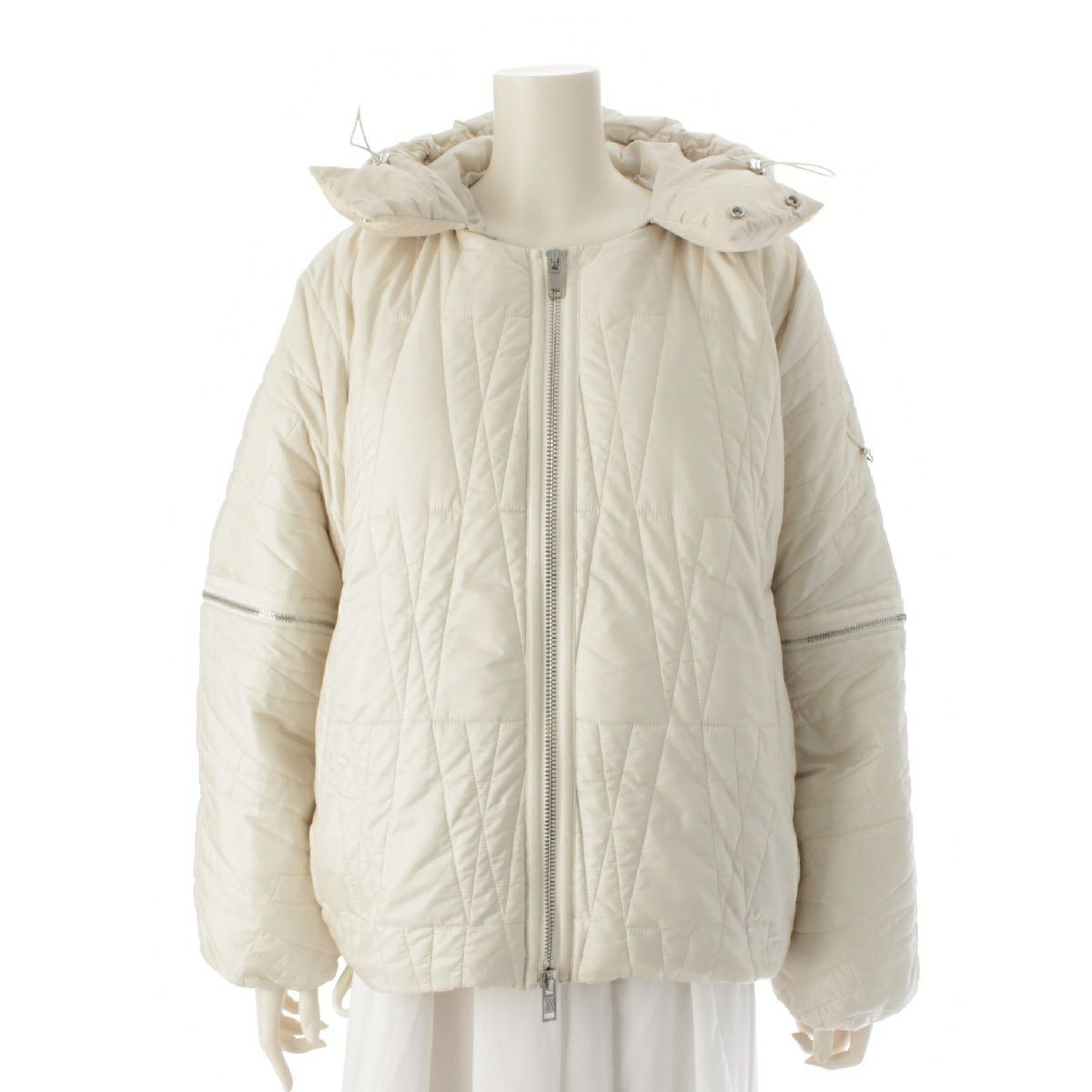 正規店買付★MONCLER HAISSA 2-IN-1 ショートダウン パリ直営店買付【MONCLER】Montclaショートダウンジャケット