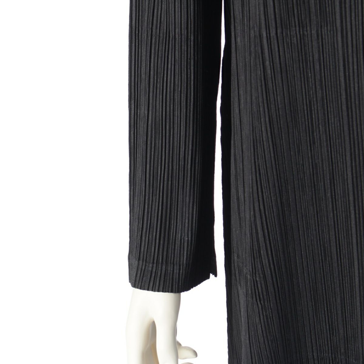 プリーツプリーズ イッセイミヤケ シャギートリム ショルダーパッド  