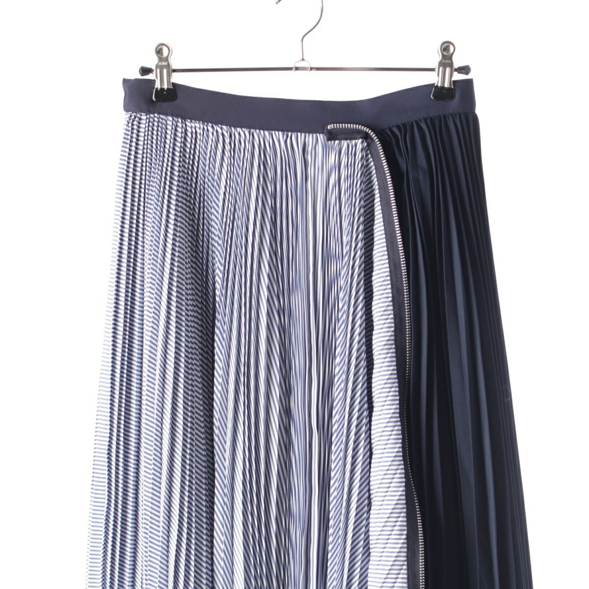 サカイ 24SS Cotton Poplin Zipper Skirt プリーツ ストライプ サカイ 24SS Cotton Poplin Zipper Skirt プリーツ ストライプ