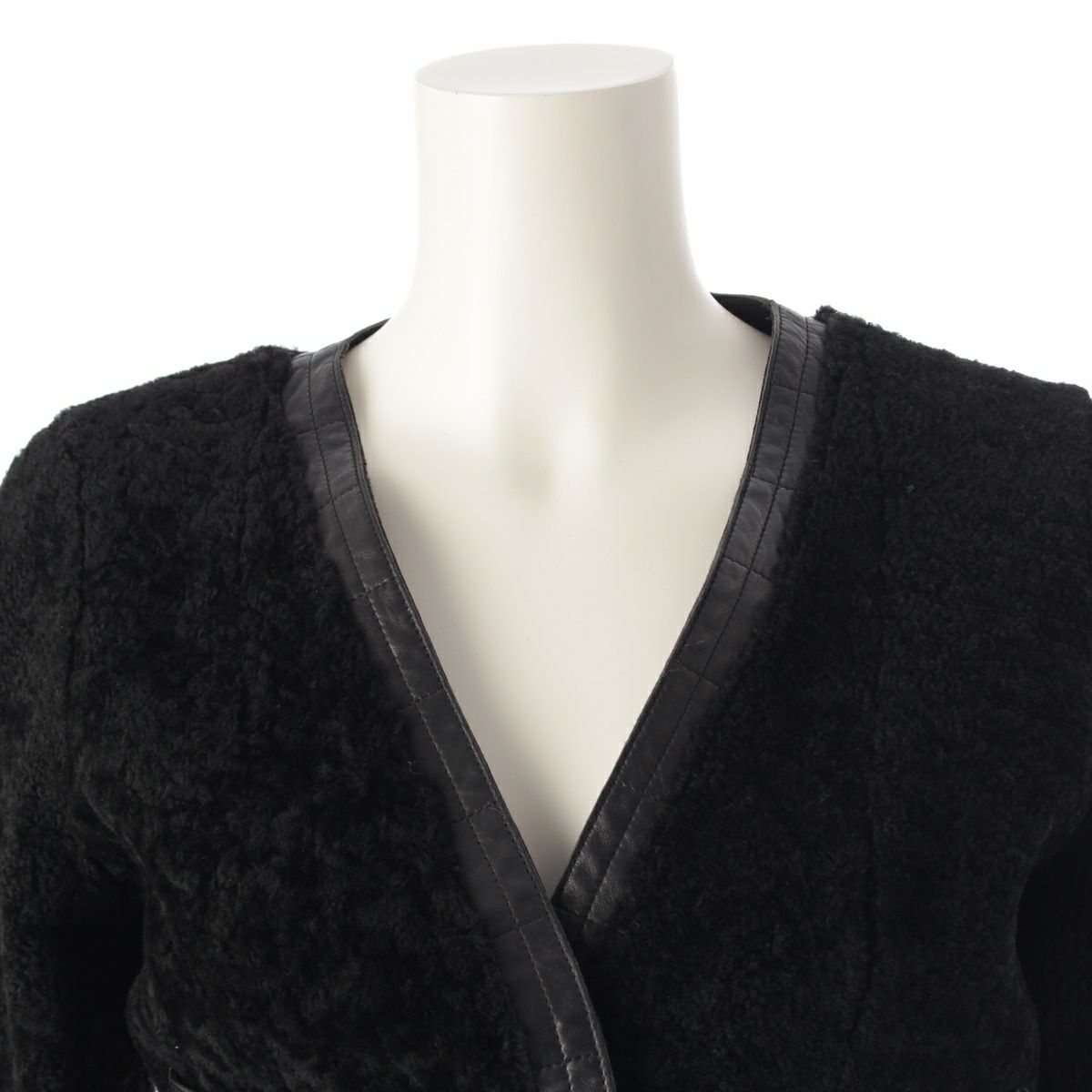 本物 シャネル ヴィンテージ ムートン レザー ノーカラー ジャケット 40 本物 シャネル ヴィンテージ ムートン レザー ノーカラー ジャケット