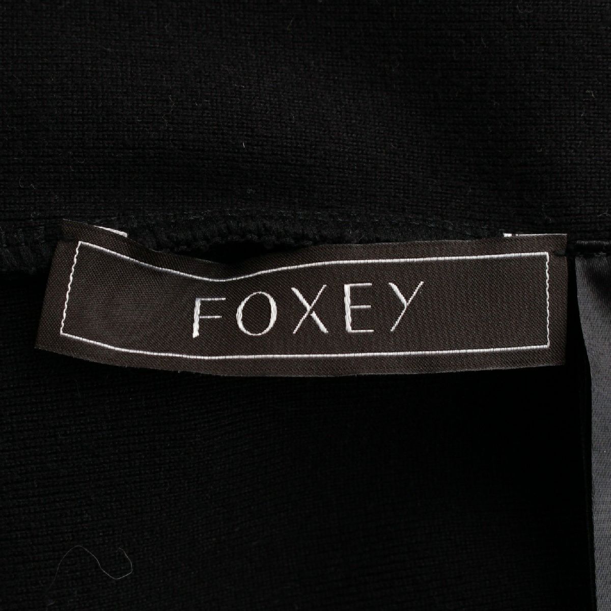 FOXEY♡タグ付き未使用2023年 DLボタン トップス FOXEY BOUTIQUE – ページ – FOXEY 公式オンラインブティック