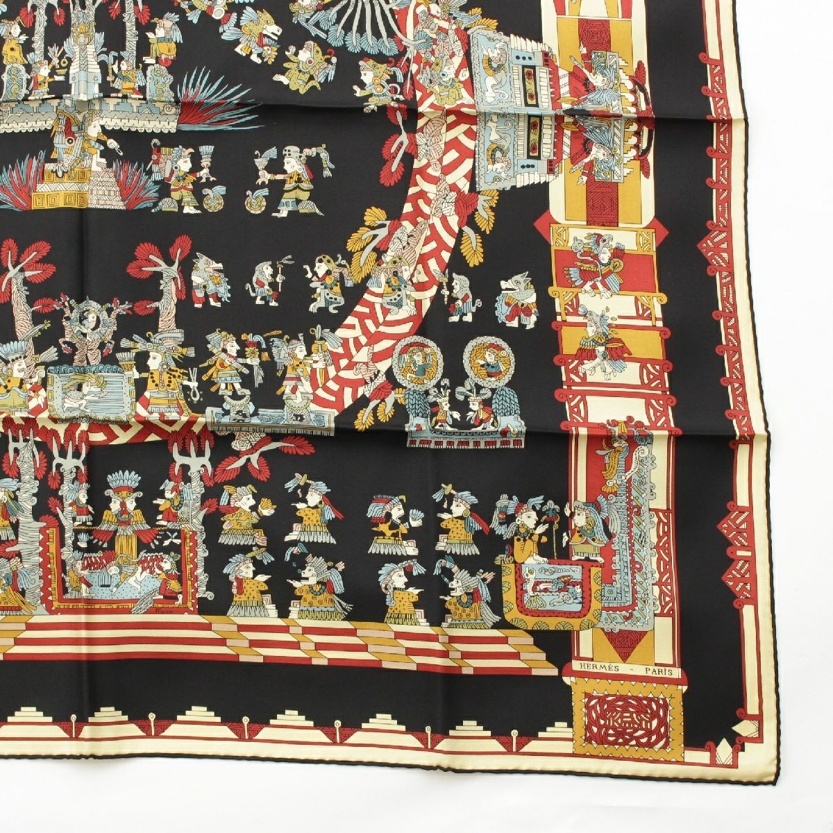 HERMES カレ90 天体と太陽　ASTRES et SOLEILS スカーフ エルメス スカーフ カレ90 ASTRES et SOLEILS 天体と太陽 - メルカリ