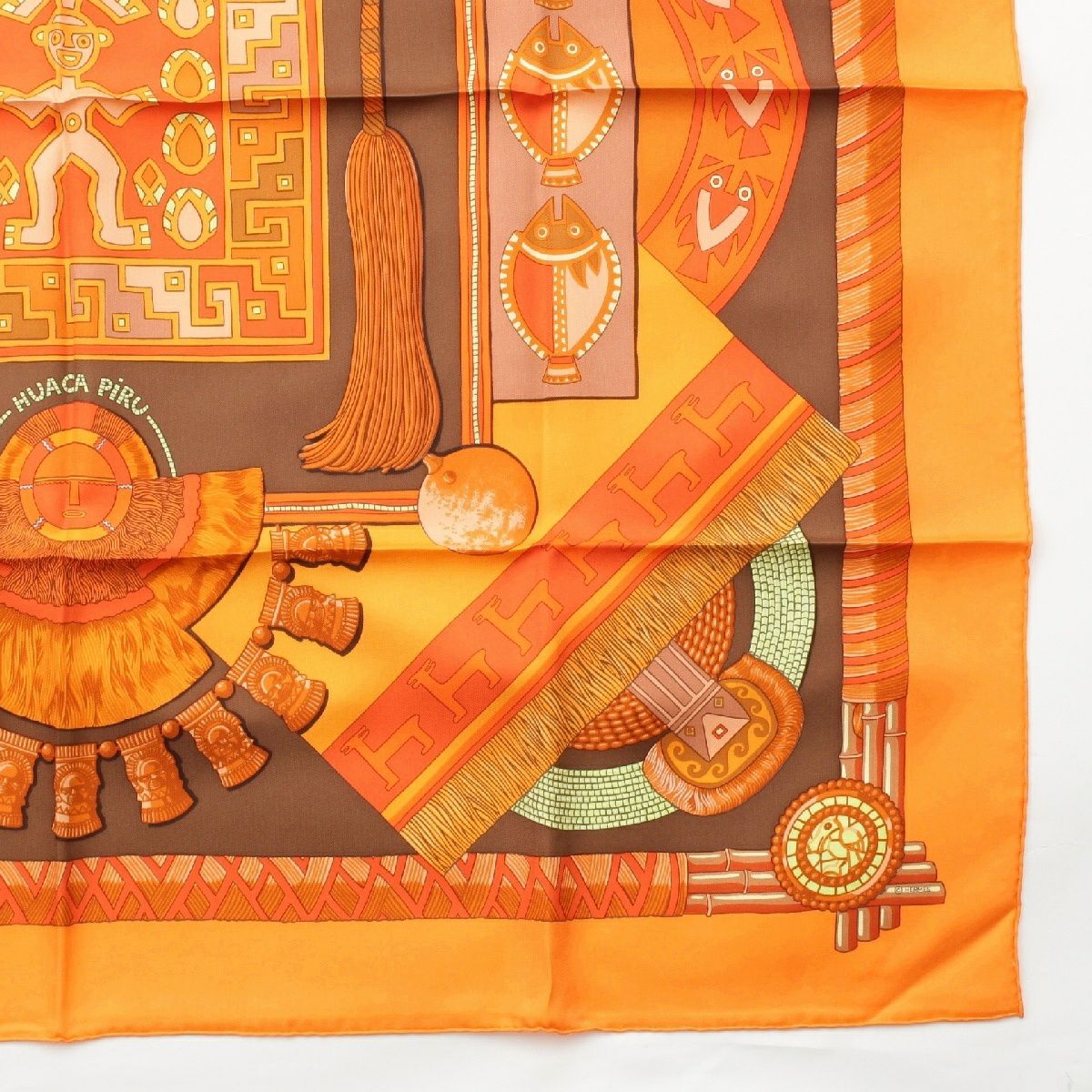 エルメス シルク カレ90 HUACA PIRU 神聖なるペルー スカーフ オレンジ