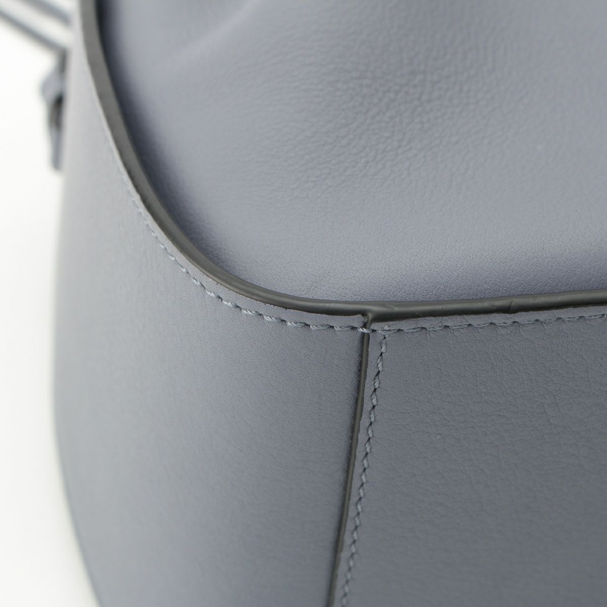LOEWE レザー キーホルダー グレー 水色 Loewe Ocean Blue Puzzle Shoulder Bag ○ Labellov ○ Buy and