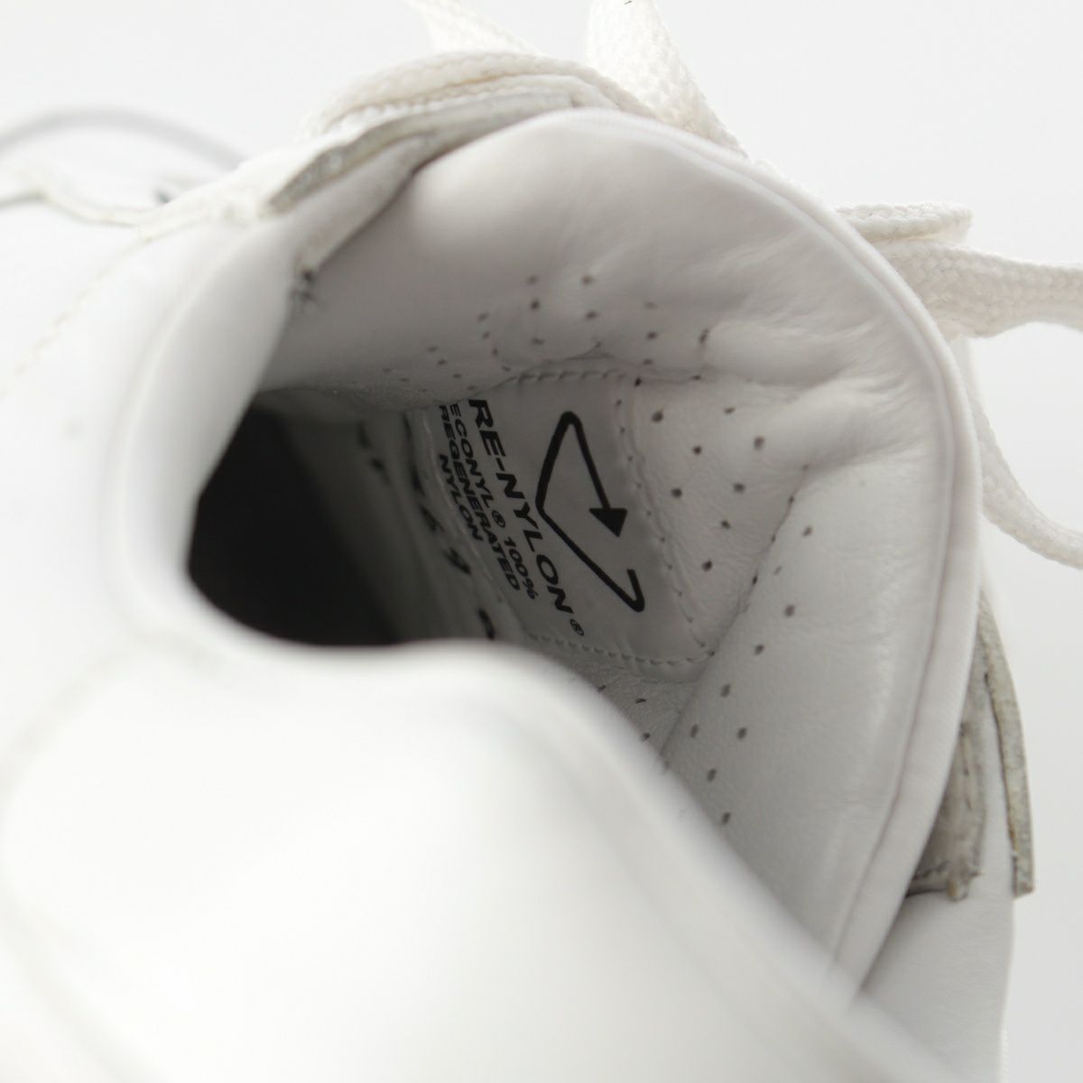 プラダ Re-Nylon リナイロン トライアングル スニーカー シューズ